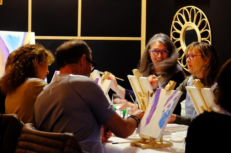animation Nice comité d'entreprise, atelier artistique entreprise Nice, activité team building Nice, événement CSE Nice, sortie entreprise originale Nice, apéro peinture Nice, activité créative entreprise Nice, animation artistique Nice, offre spéciale CSE Nice, team building artistique Nice