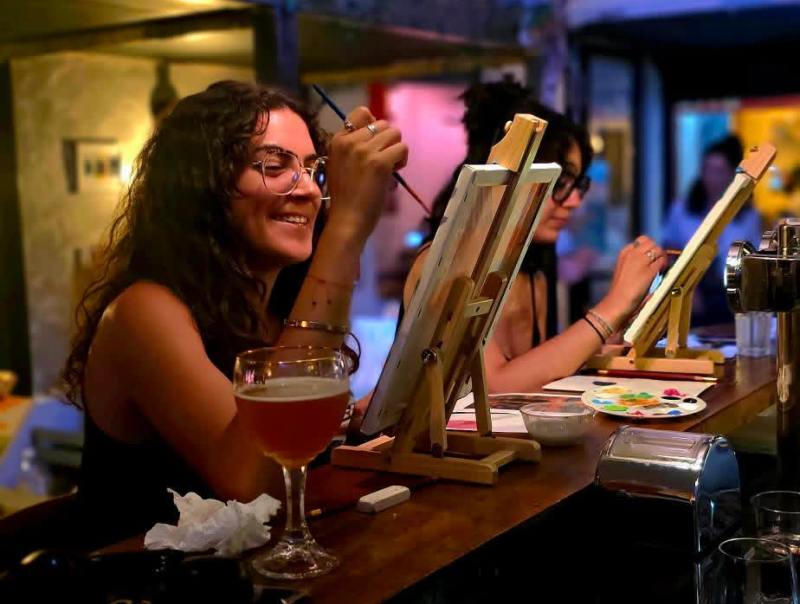 French experience Nice, apéro in Nice, artistic events Nice, cultural evening Nice, wine tasting Nice, local events Nice, things to do in Nice, creative workshops Nice, Riviera nightlife, art and wine Nice