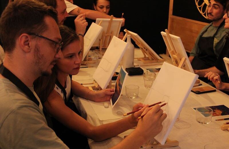 atelier dessin, dessin Nice, activité artistique adulte, soirée créative Nice, cours de dessin ludique