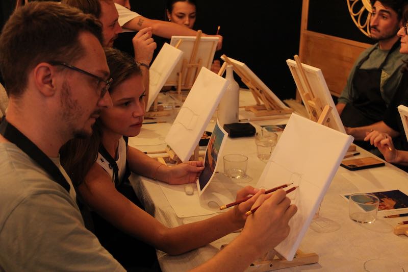 atelier dessin, dessin Nice, activité artistique adulte, soirée créative Nice, cours de dessin ludique