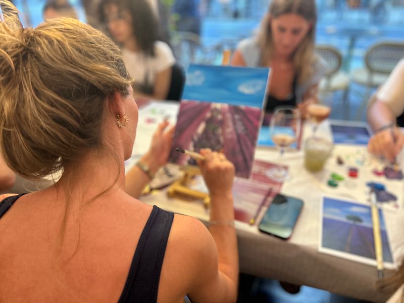 atelier peinture nice, activité originale nice, paint and sip nice, apéro artistique nice, soirée créative nice